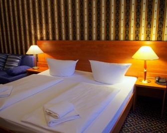City Hotel am Kurfürstendamm - Berlin - Bedroom