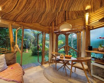 Hideout Eco Bamboo House Bali - Selat