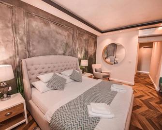 Barka B'n'B - Elegant Seaview Rooms - Herceg Novi - Bedroom