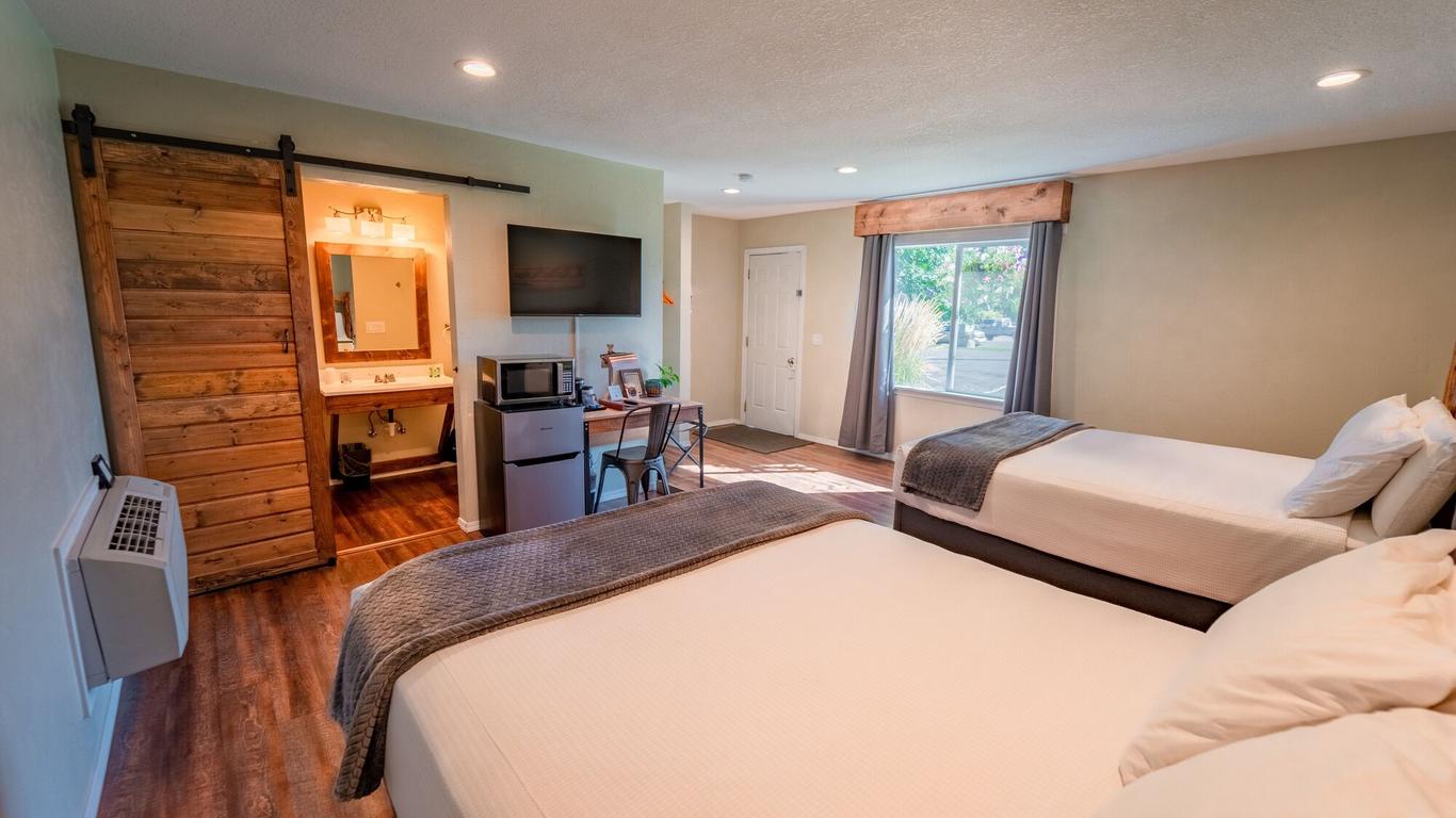 إفرجرين موتل