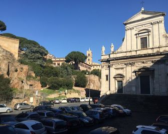 Roman Forum Apartment - The Heart of Rome - روما - مبنى