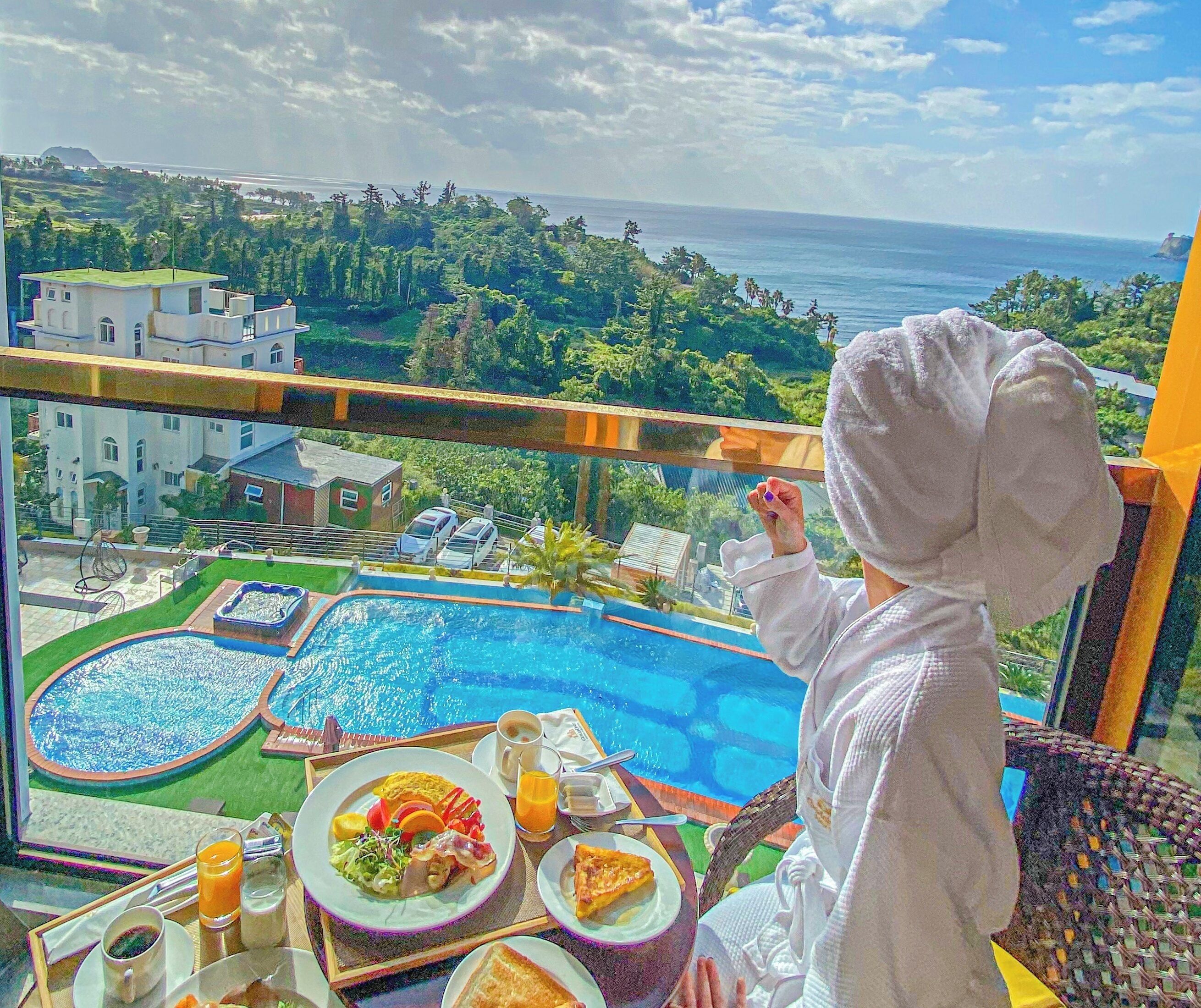 Goldone Hotel & Suites