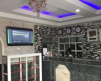 Jim-Eddy Suites - Enugu - Recepción