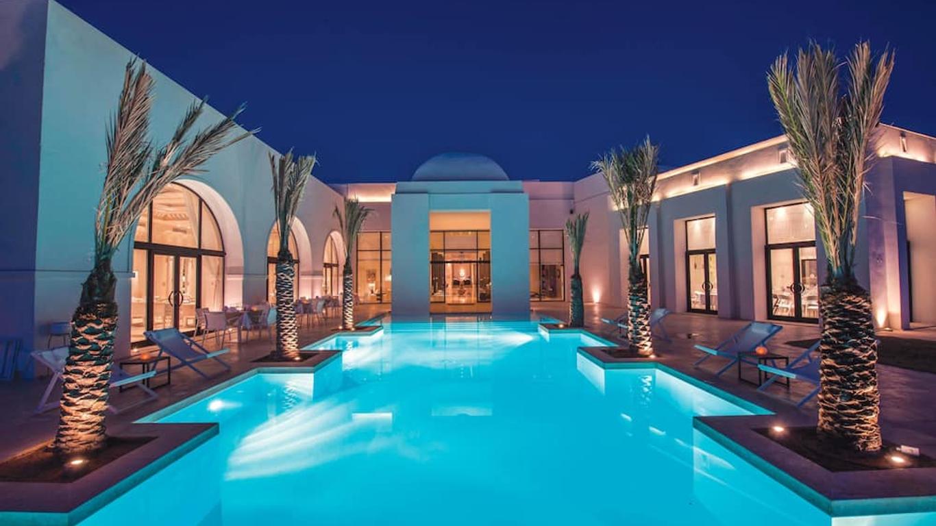 فندق لا باديرا