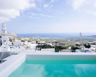 Santorini Dreams Villas - Pyrgos Kallistis - Zwembad