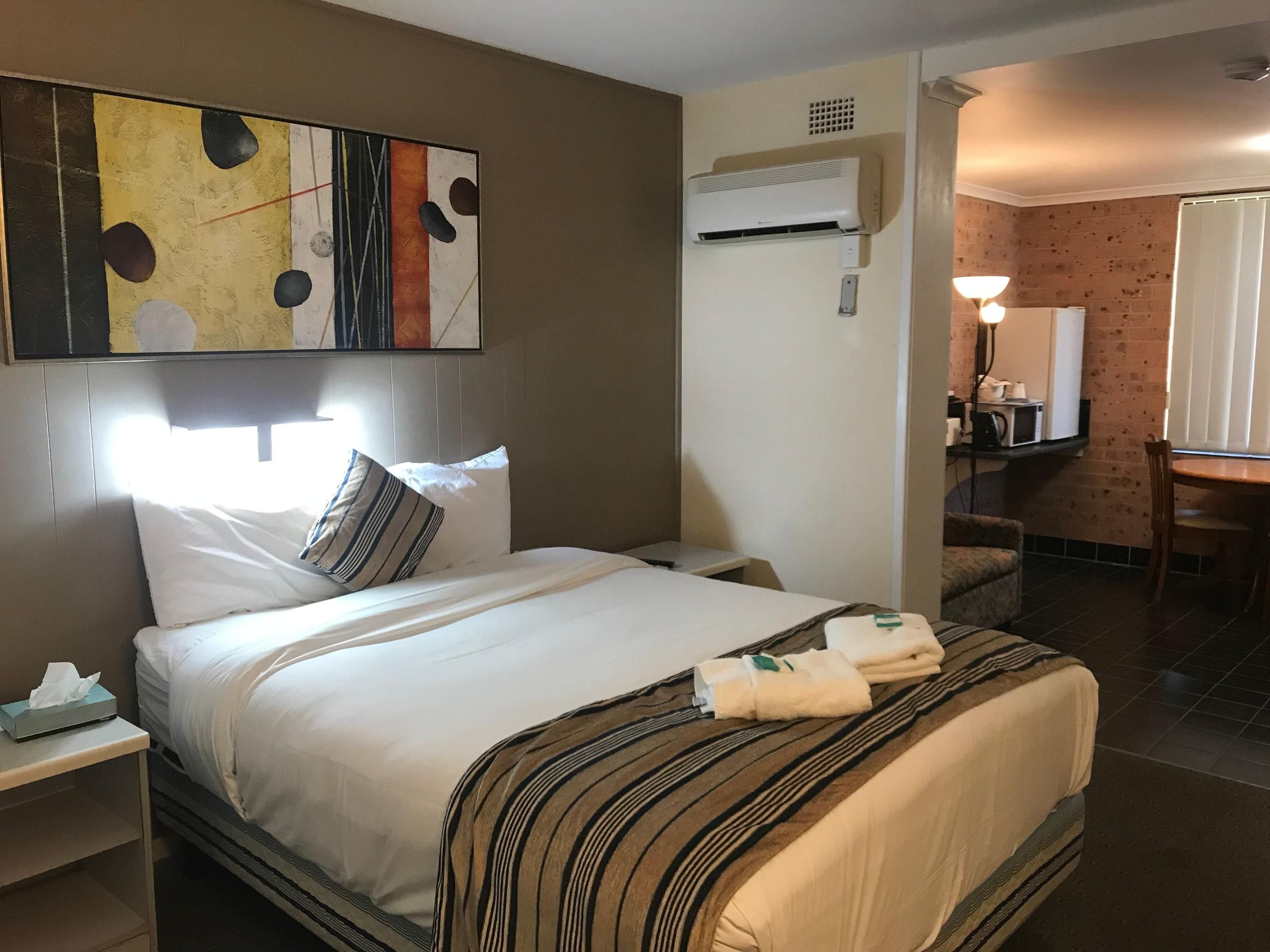 ريفرفيو موتور إن