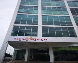 Top Holiday Hotel - Seri Kembangan - Building