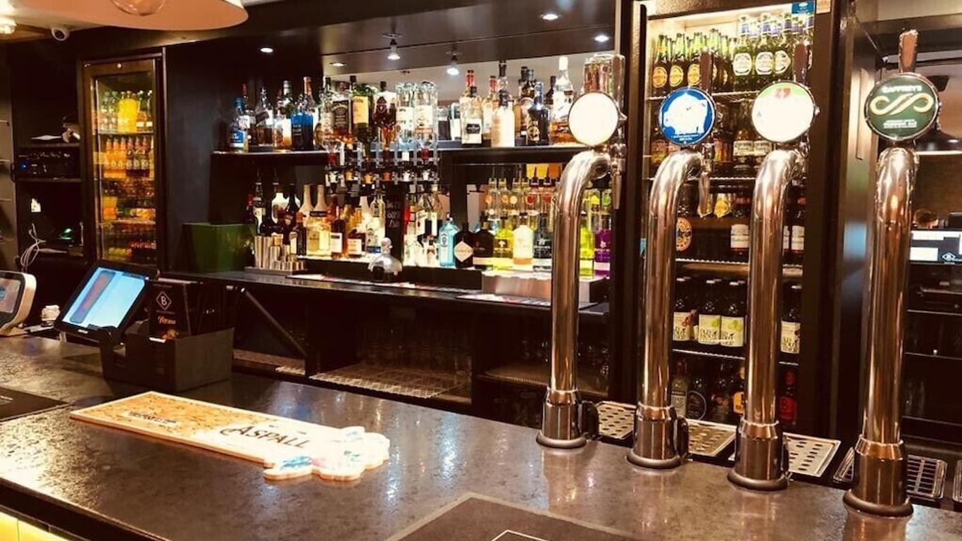 مترو إنز والسول