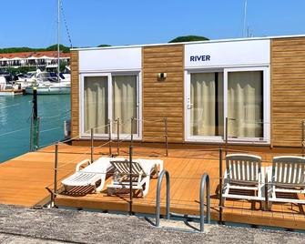 Marina Uno Floating Resort - Lignano Sabbiadoro - Patio