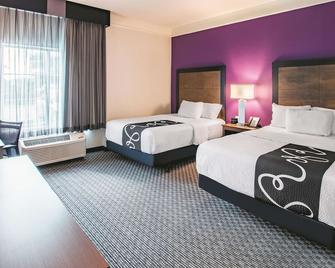 La Quinta Inn & Suites by Wyndham Fort Worth City View - Fort Worth - Quarto