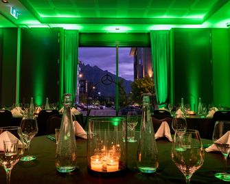 Holiday Inn Queenstown Remarkables Park By IHG - Queenstown - Banketový sál