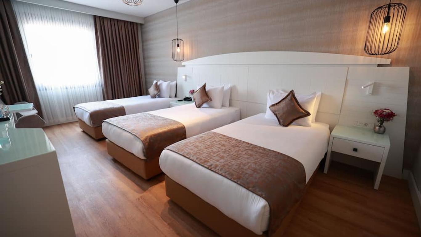 Nova Plaza Orion Hotel