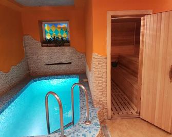 Apartament Erfolg 12 - Daugavpils - Piscina
