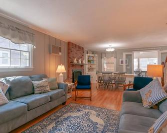 29 North Shore Boulevard Extension East Sandwich - - Cape Cod - East Sandwich - Sala de estar