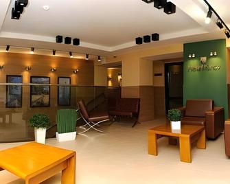 Hotel Kirov - Kirov - Lobby