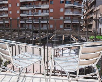 Hotel Plaça - Sant Feliu de Guíxols - Balcony