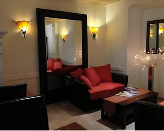 Hotel Alexandre III - Cannes