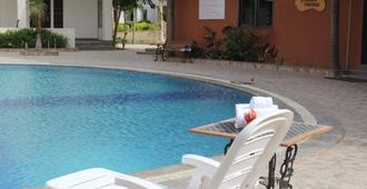 Seven Sky Clarks Exotica - Bhuj - Pool