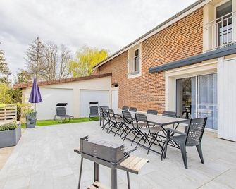 la Grange - Pontoux - Gîte - Charette-Varennes - Patio