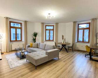 Business-Apartment - Citynah, Wlan, Drucker, Netflix & Parken - Chemnitz - Oturma odası
