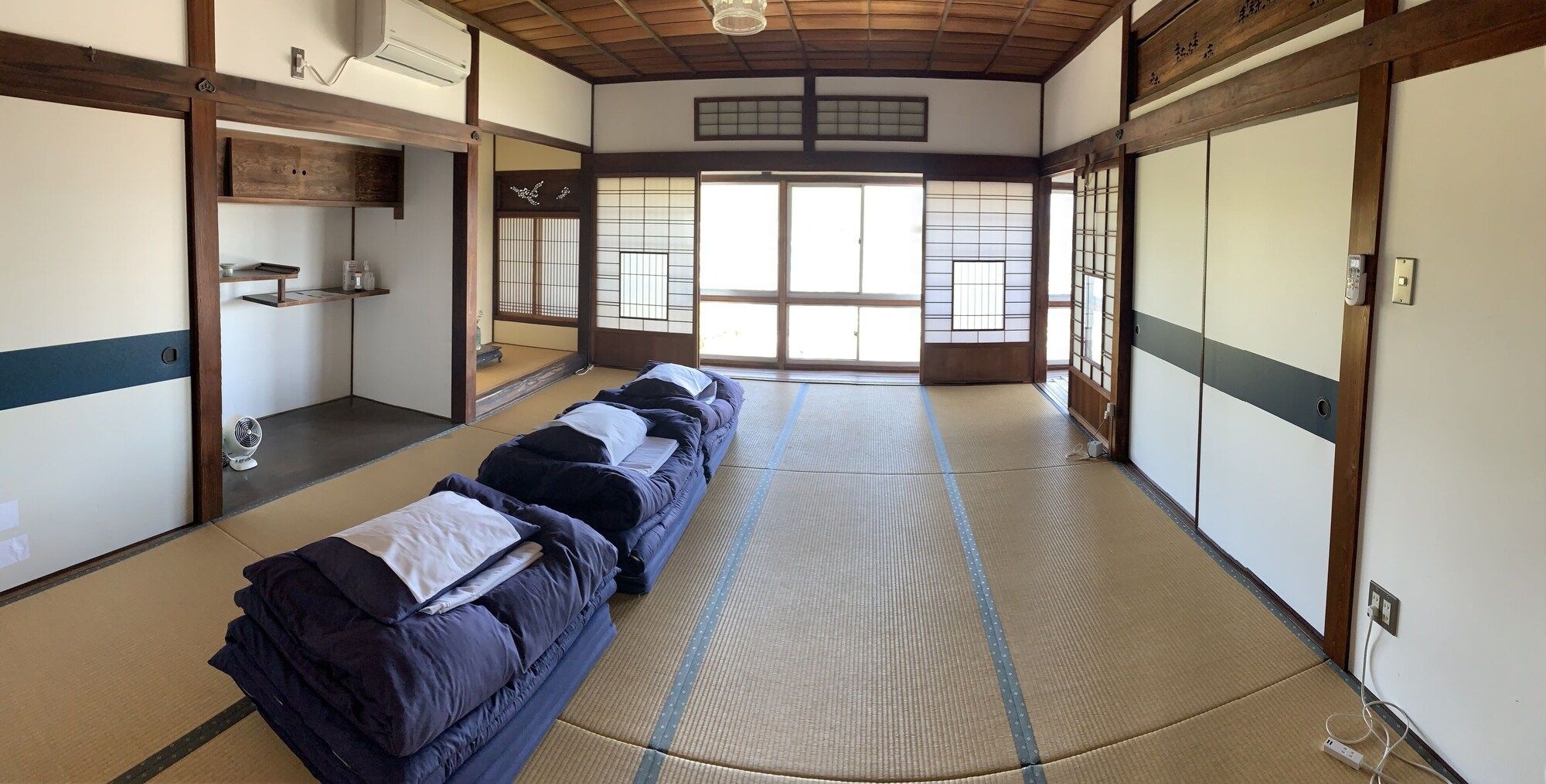Onomichi Guest House Miharashi-tei - Onomichi - Gang