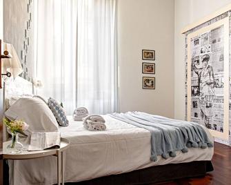 The Journalist House - Livorno - Bedroom