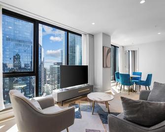 Paragon Apartments By Cllix - Melbourne - Living room