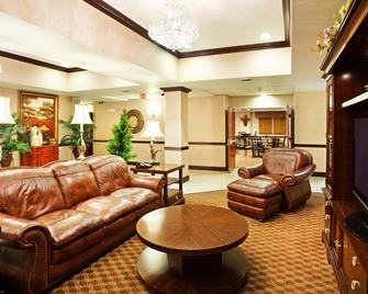 Holiday Inn Express Carrollton By IHG - Carrollton - Living room