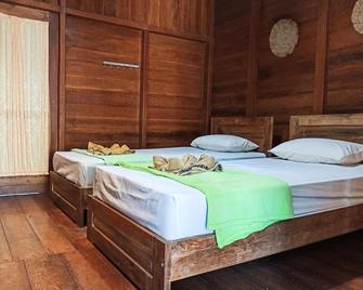 Watukarung Prapto Homestay - Pacitan - Chambre