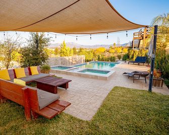 Luna Del Valle - Ensenada - Piscina