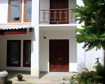 Singha Holidays Mirissa Hotel - Mirissa - Lobby