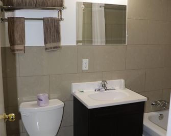 Nights Inn Motel - Thunder Bay
