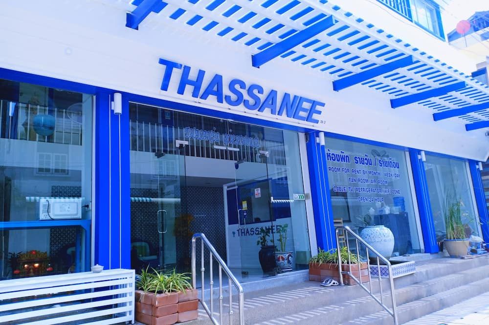 تاسّاني هوتل