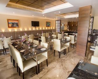 St Parklane Airport Hotel Chennai - Chennai - Restaurant