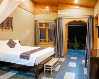 Sky Bay Lodge - Ha Giang - Bedroom