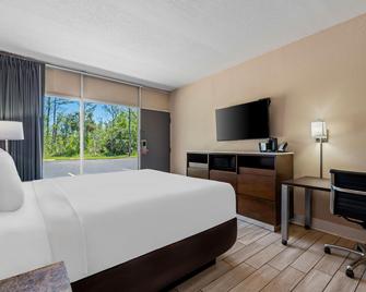 Econo Lodge - Jennings - Bedroom