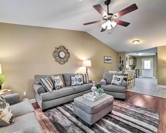 Quaint Family Home Near Downtown Murray And Msu - Murray - Obývací pokoj