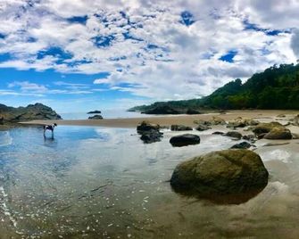 Hotel Tropical Sands Dominical - Dominical