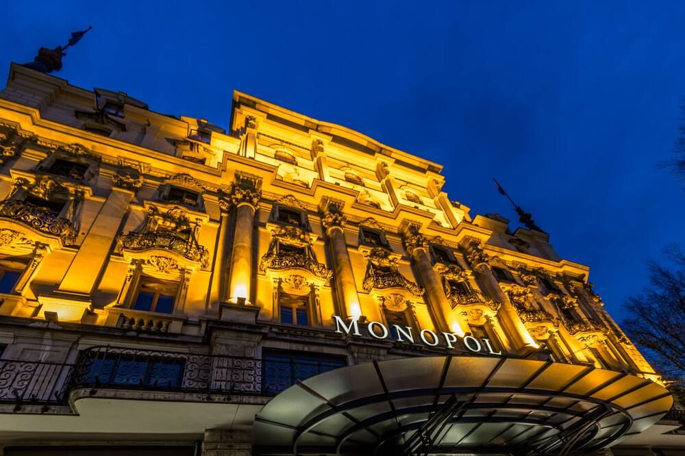 Hotel Monopol Luzern - לוצרן - בניין