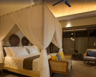 Duplex Villa with Private Pool and Beach Access 3 - Senggigi - Chambre