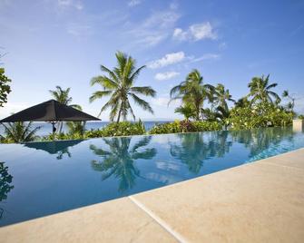 Horizon Spa Villa offers exclusive, luxurious five star experience in paradise. - Taveuni Island - Pool
