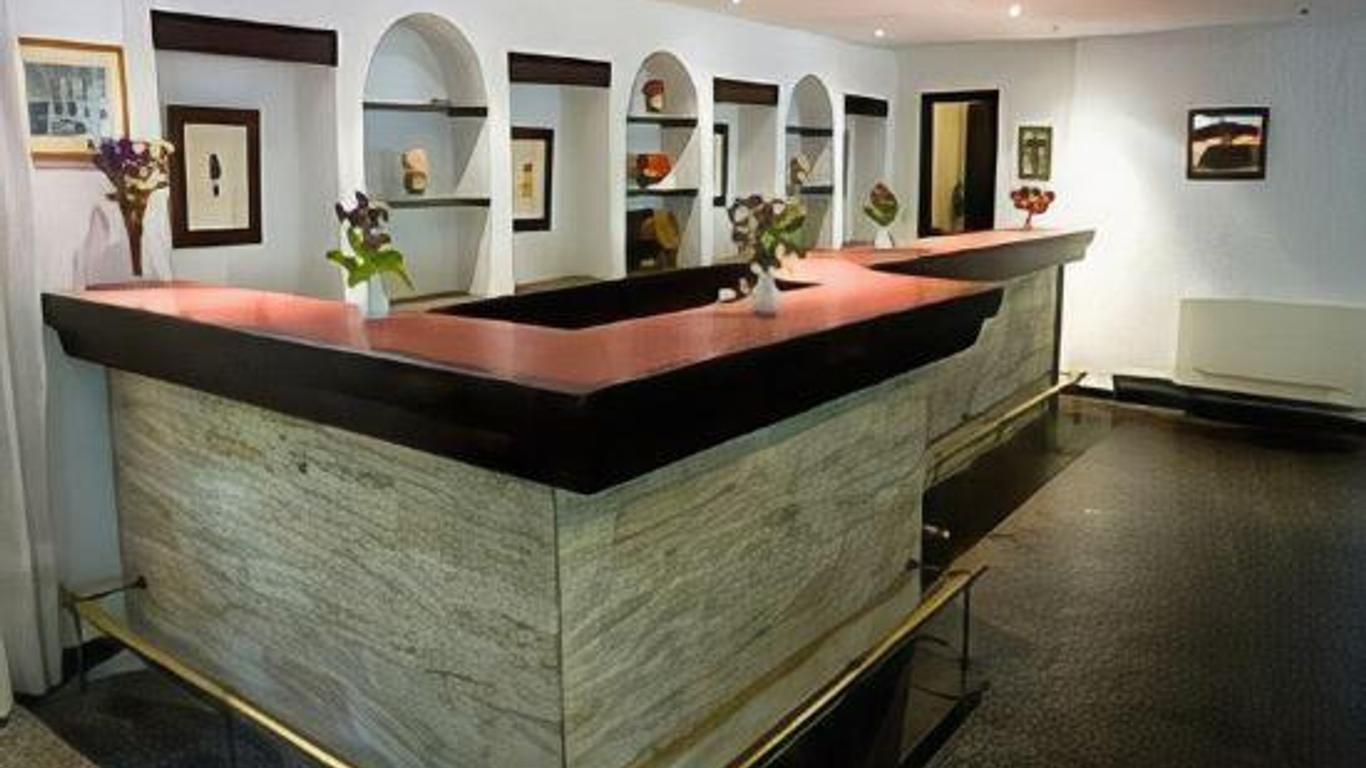 로열 아파트호텔 시티 센터