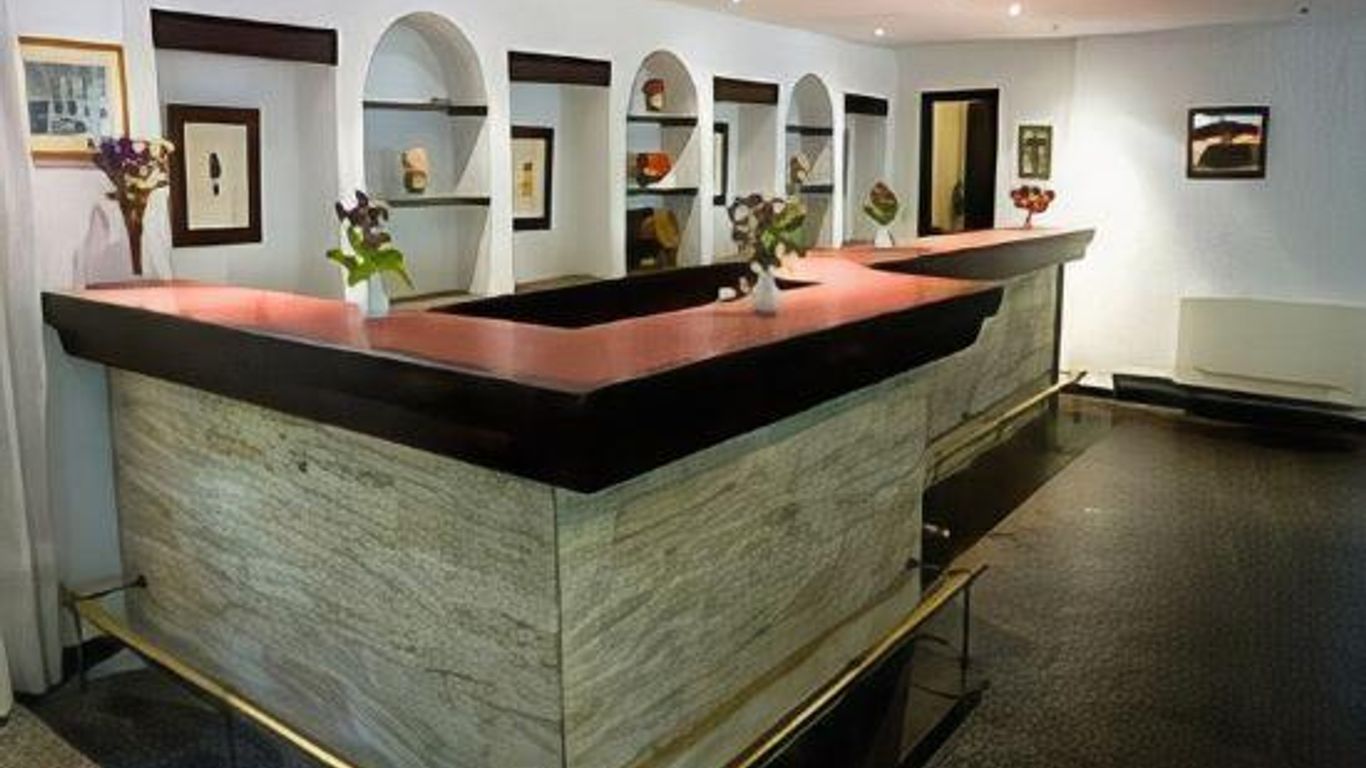 رويال أبارت هوتل