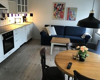 Løkken Badehotel Apartments - Løkken - Living room