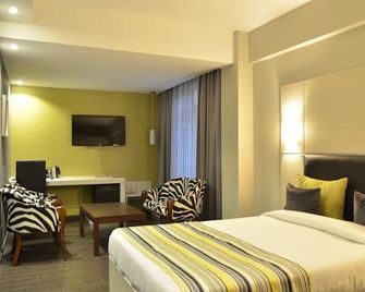 Cloud Hotel & Suites - Nairobi - Bedroom
