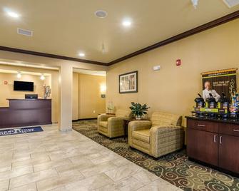 Cobblestone Hotel & Suites - Mccook - McCook - Recepción