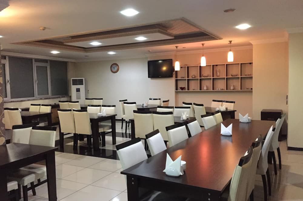 Karayel Hotel - טראבזון - מסעדה