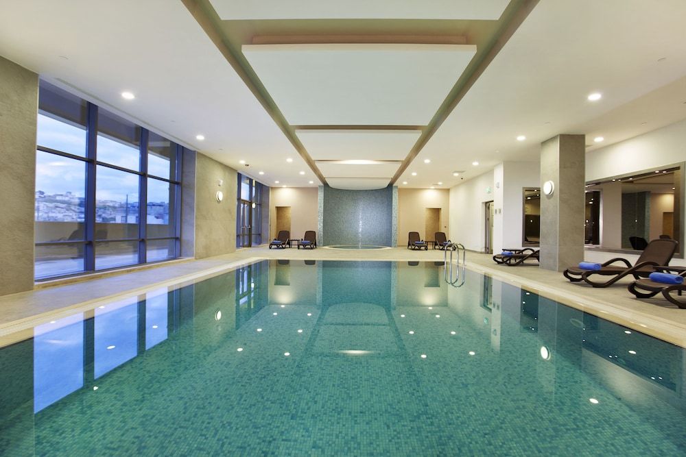 Hilton Garden Inn Sanliurfa - Sanliurfa - Pool