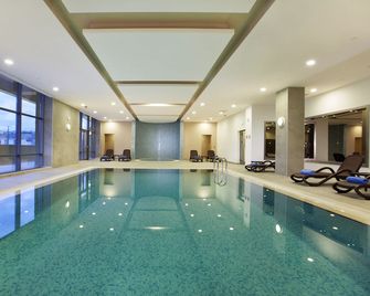 Hilton Garden Inn Sanliurfa - Sanliurfa - Pool