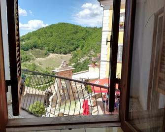 Casa Morgana - Castel di Tora - Balcón